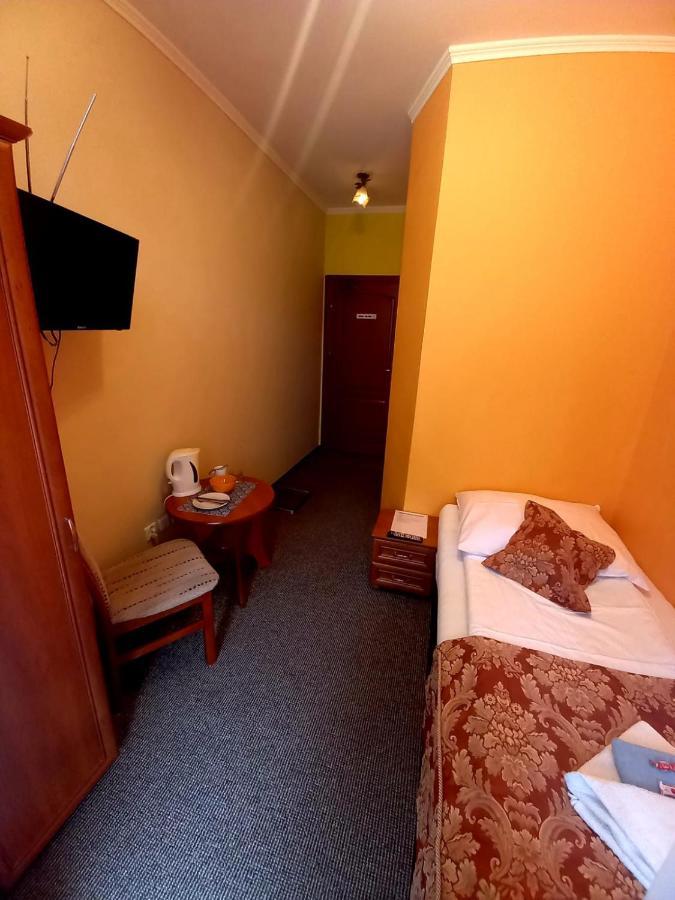 Willa Romantika Kudowa-Zdrój Exterior foto